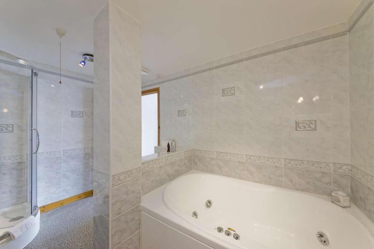 Esplanade Court Holiday Apartments Oban Dış mekan fotoğraf